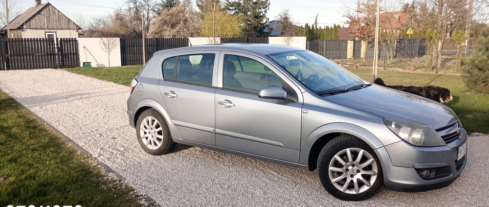 Opel Astra cena 11900 przebieg: 250000, rok produkcji 2005 z Szklarska Poręba małe 79